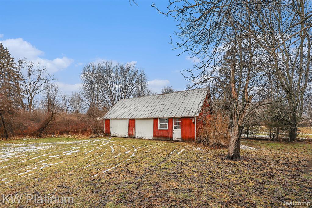 4202 Palms Road, Casco, MI 48064 — Photo 7