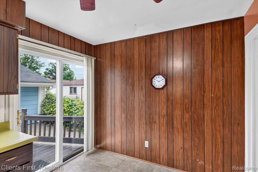 873 Schuman Street, Garden City, MI — Photo 11