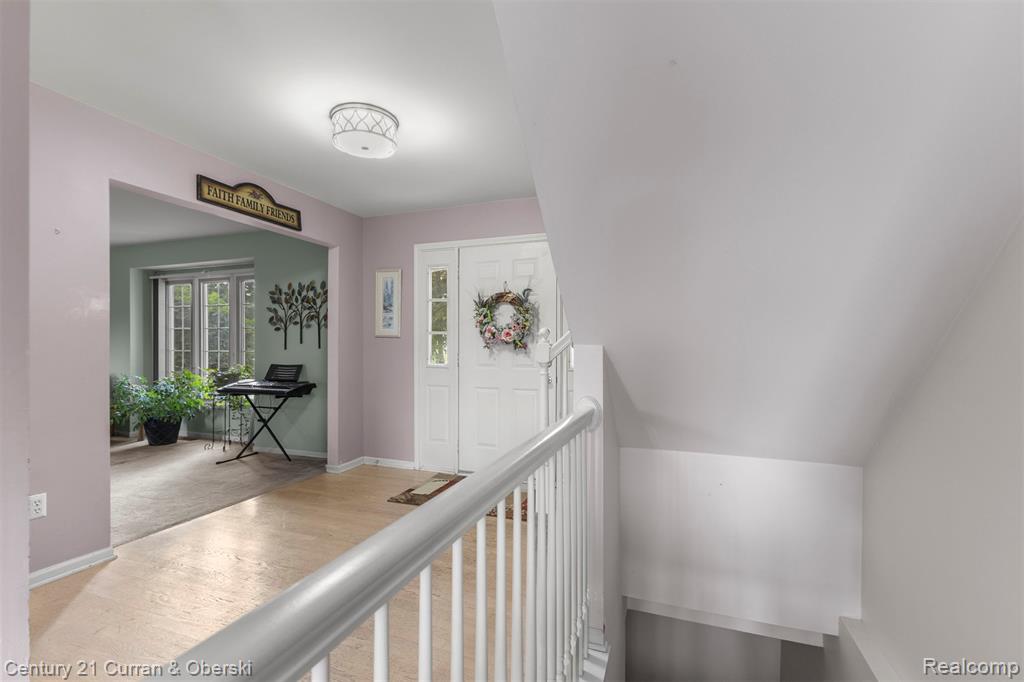 45924 Rockledge Drive, Plymouth, MI 48170 — Photo 14