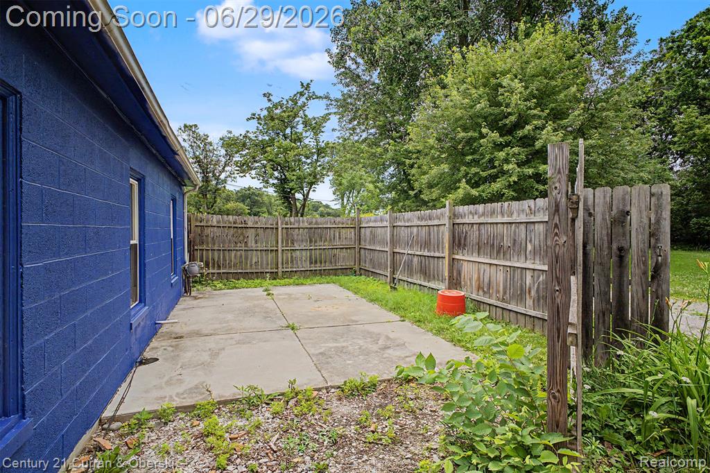 24915 Saint Paul Boulevard, Harrison Township, MI — Photo 20