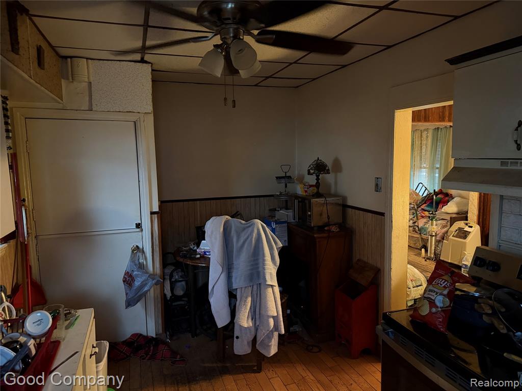 403 Maple Street, Wyandotte, MI 48192 — Photo 9