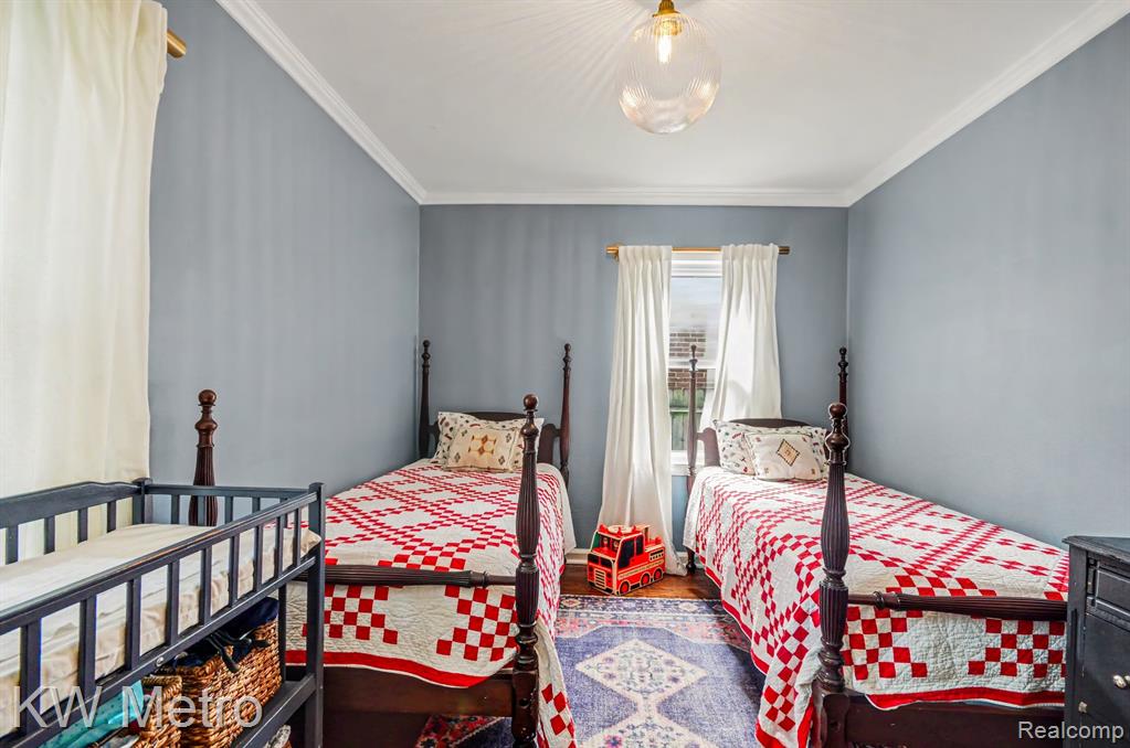 615 Royal Avenue, Royal Oak, MI 48073 — Photo 18