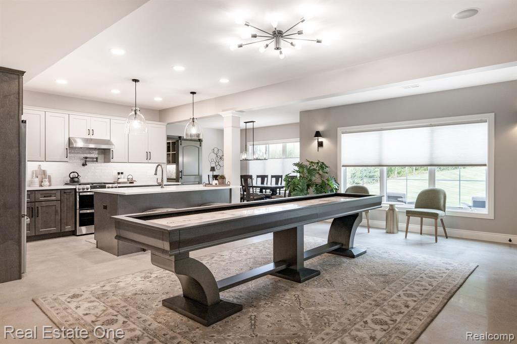5525 Avington Parkway, Clarkston, MI 48348 — Photo 40