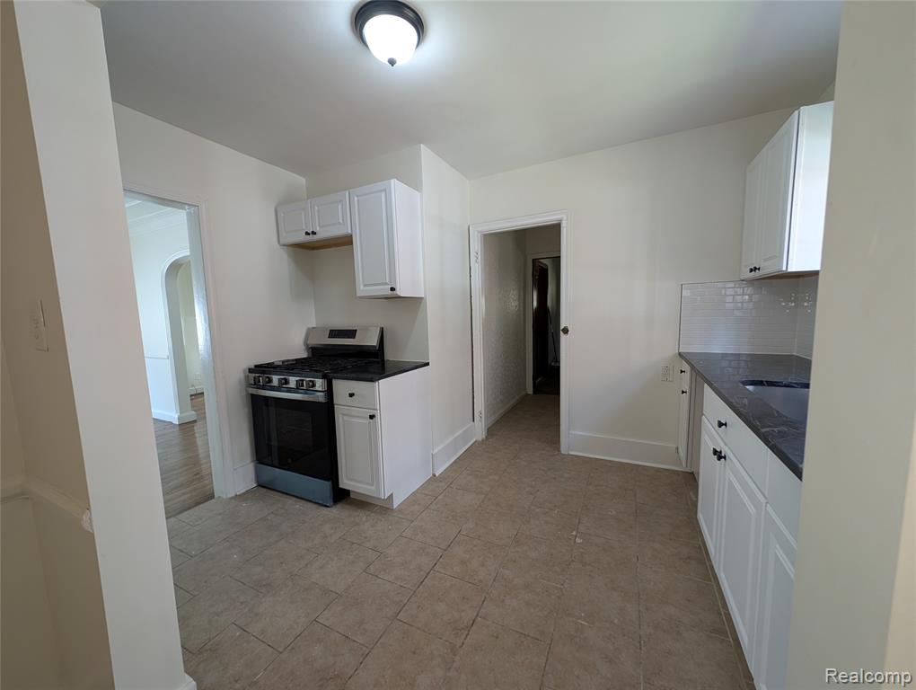 17530 Roselawn Street, Detroit, MI 48221 — Photo 10