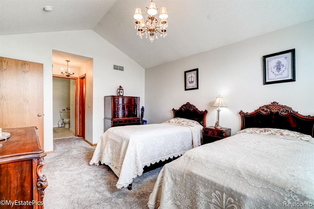 1807 PEBBLE CREEK Drive, Canton, MI 48188 — Photo 35
