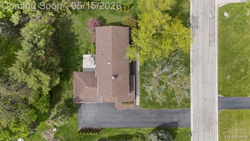 4238 Apple Valley Lane, West Bloomfield, MI 48323 — Photo 48