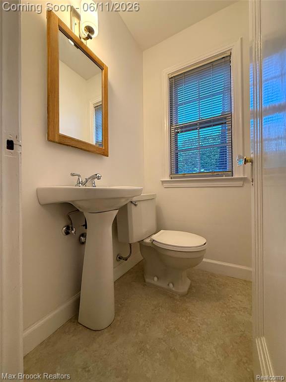 14 Fairwood Boulevard, Pleasant Ridge, MI — Photo 26