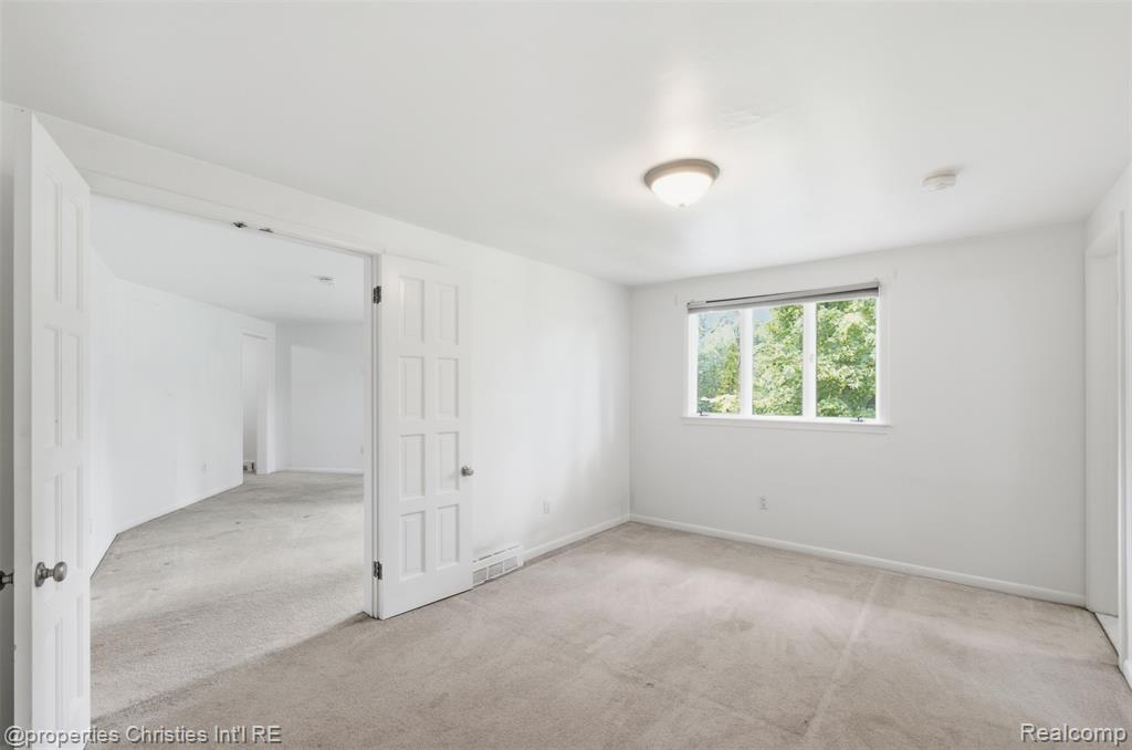25310 Canterbury Road, Franklin, MI 48025 — Photo 36