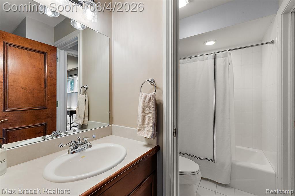 4975 Crestone Way, Rochester, MI 48306 — Photo 27