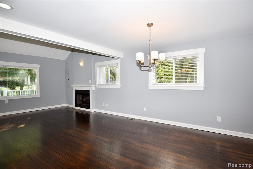 3800 Lakeview Boulevard, Orchard Lake Village, MI 48324 — Photo 9