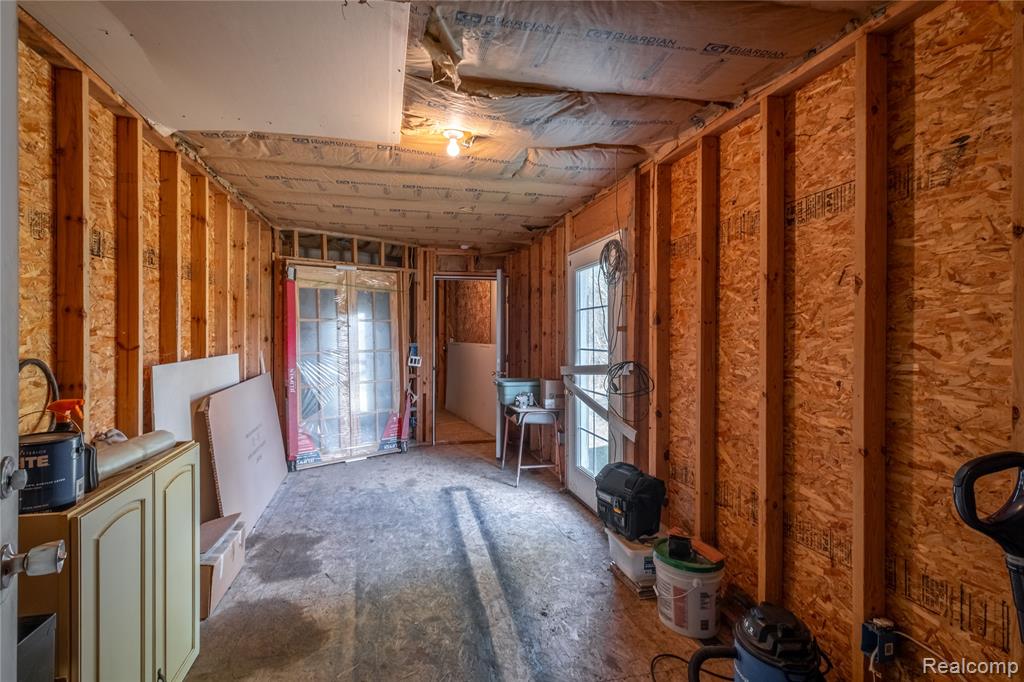 6802 Booth Road, North Branch, MI 48461 — Photo 38