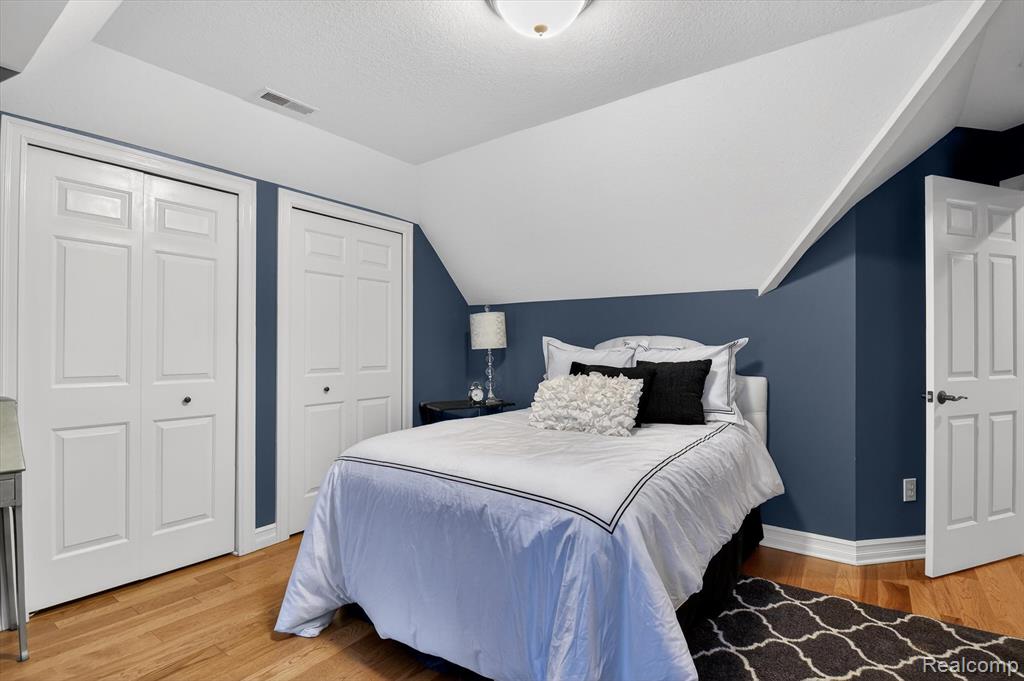 19225 Savage Road, Belleville, MI 48111 — Photo 44