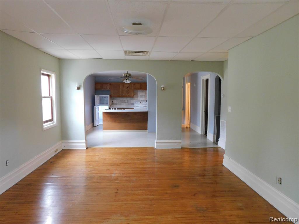 813 Court Street, Port Huron, MI 48060 — Photo 8