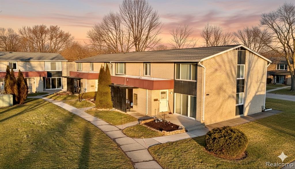 8315 Karam Boulevard, #4, Warren, MI 48093 — front exterior