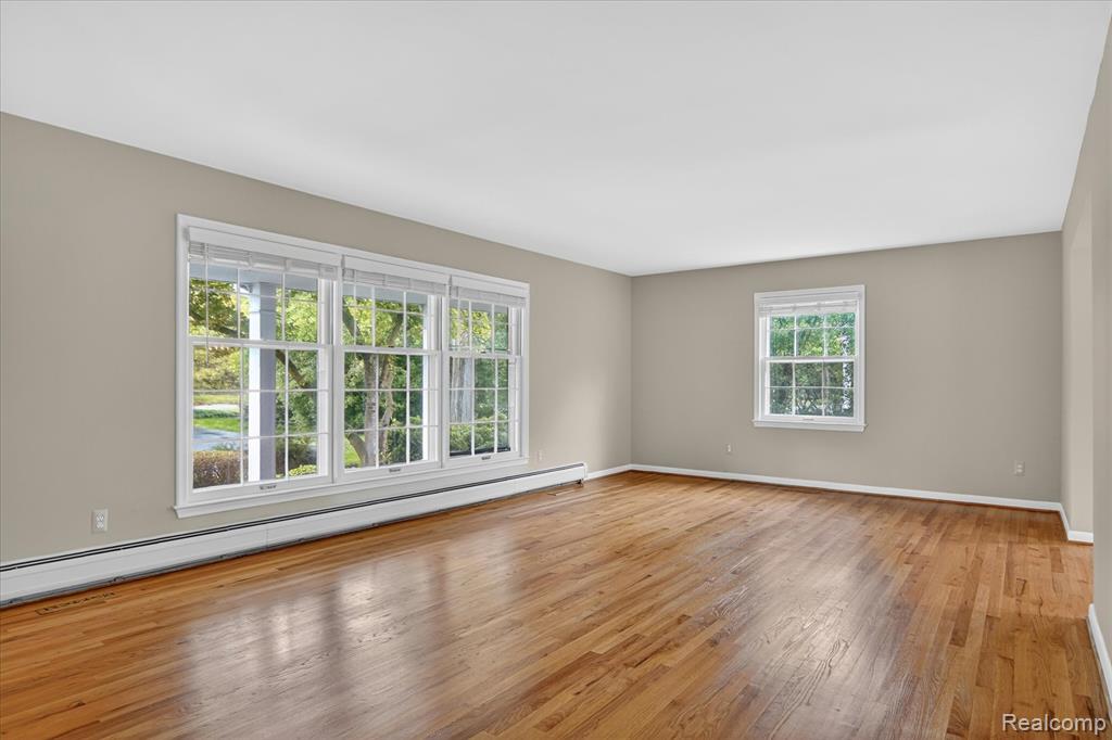 5447 Lahser Road, Bloomfield Hills, MI 48304 — Photo 12