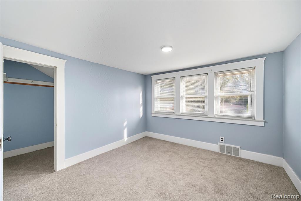 7335 Gronow, Center Line, MI 48015 — Photo 29