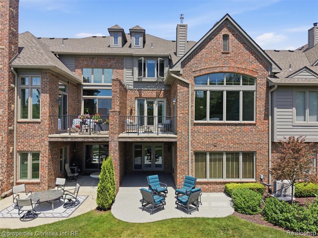 10822 Sparkling Waters Court, South Lyon, MI 48178 — Photo 73