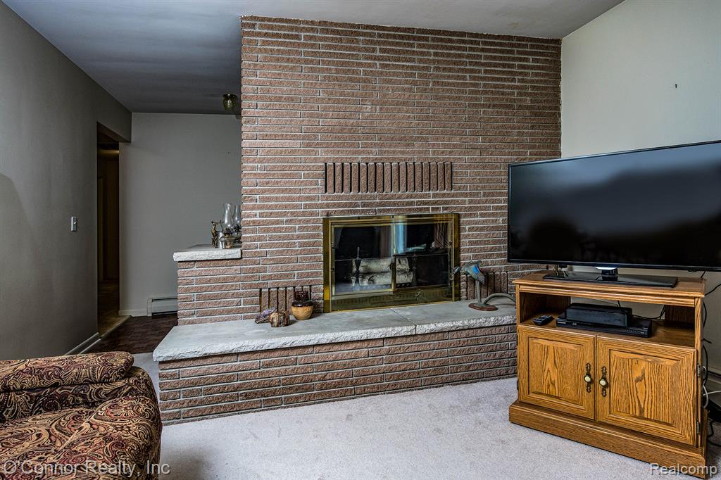 905 Virginia Avenue, Marysville, MI 48040 — Photo 4