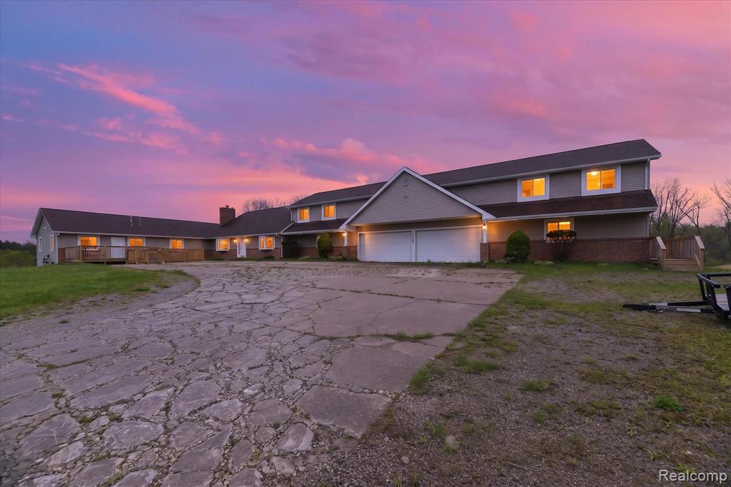 11280 Hegel Road, Goodrich Vlg, MI