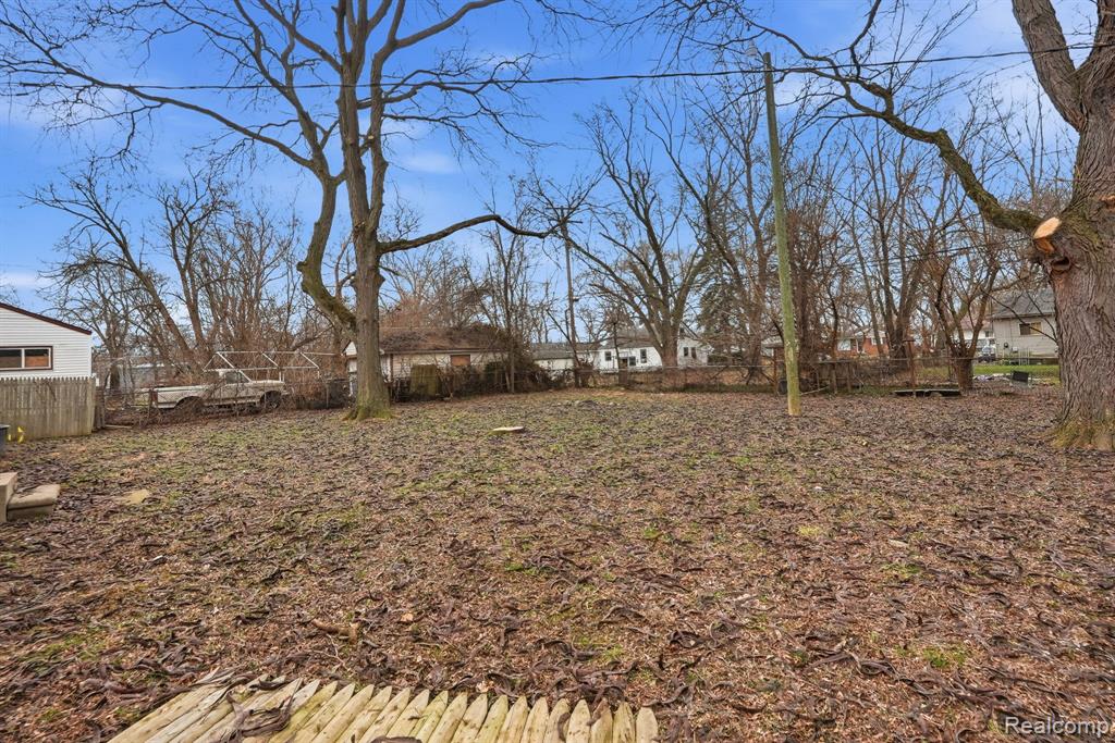 29497 Oakwood Street, Inkster, MI 48141 — Photo 16
