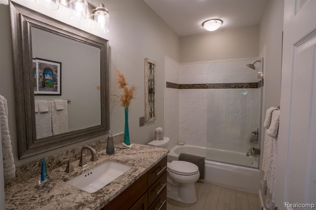 4870 DORAL Drive, Ann Arbor, MI 48108 — Photo 30