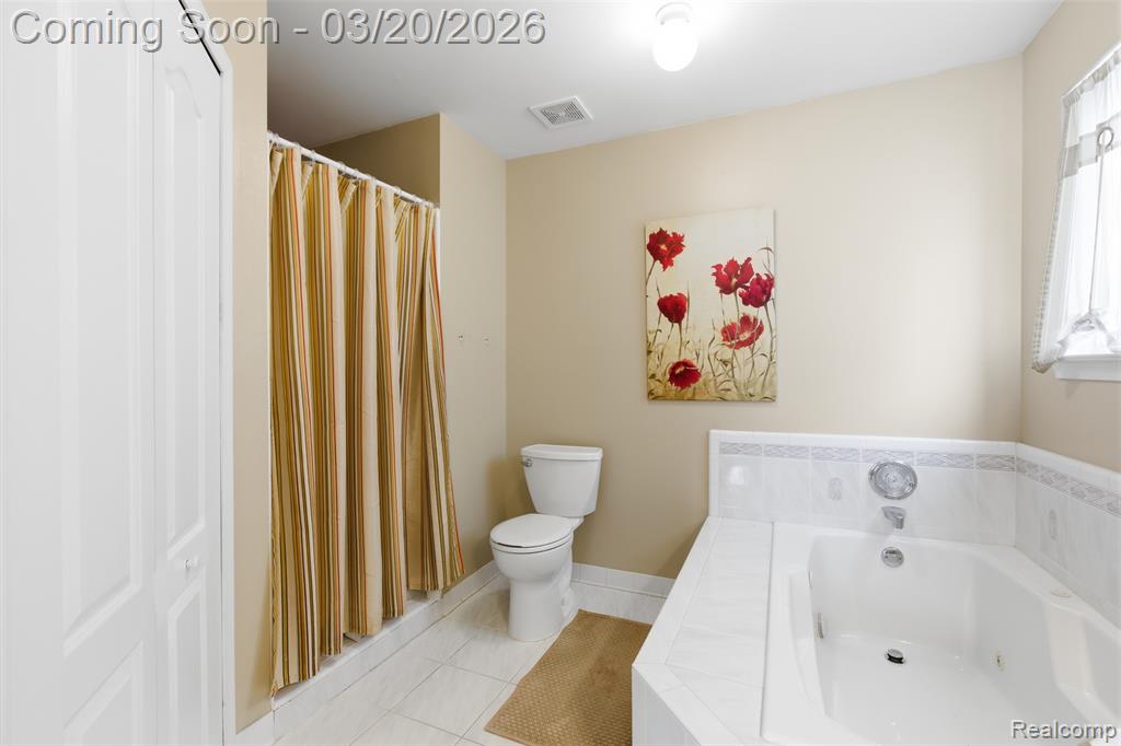 42925 N Hampton Drive, Sterling Heights, MI 48314 — Photo 19