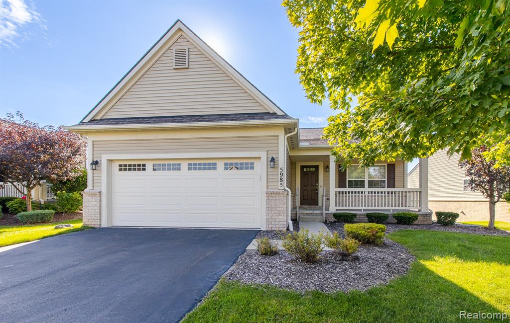 5985 Baypointe Boulevard, Clarkston, MI — Photo 3