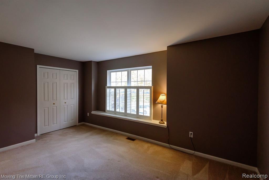 42990 N CUMBERLAND Drive, Van Buren, MI 48111 — Photo 28