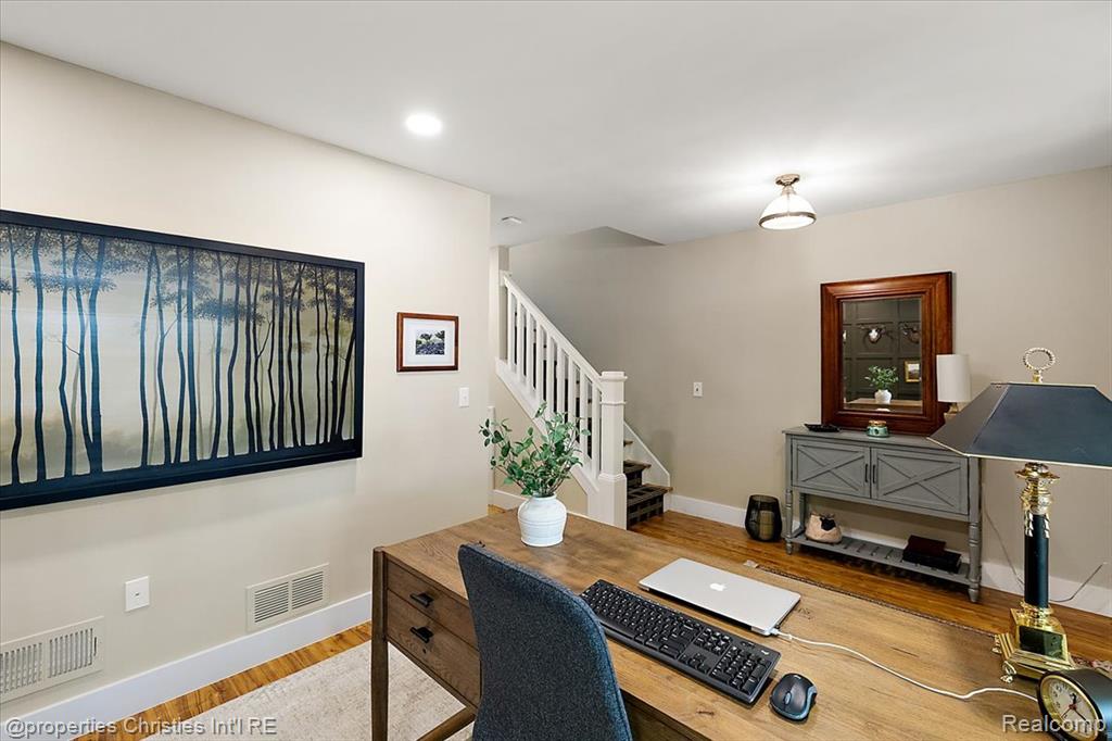469 W Hancock Street, Detroit, MI 48201 — Photo 22