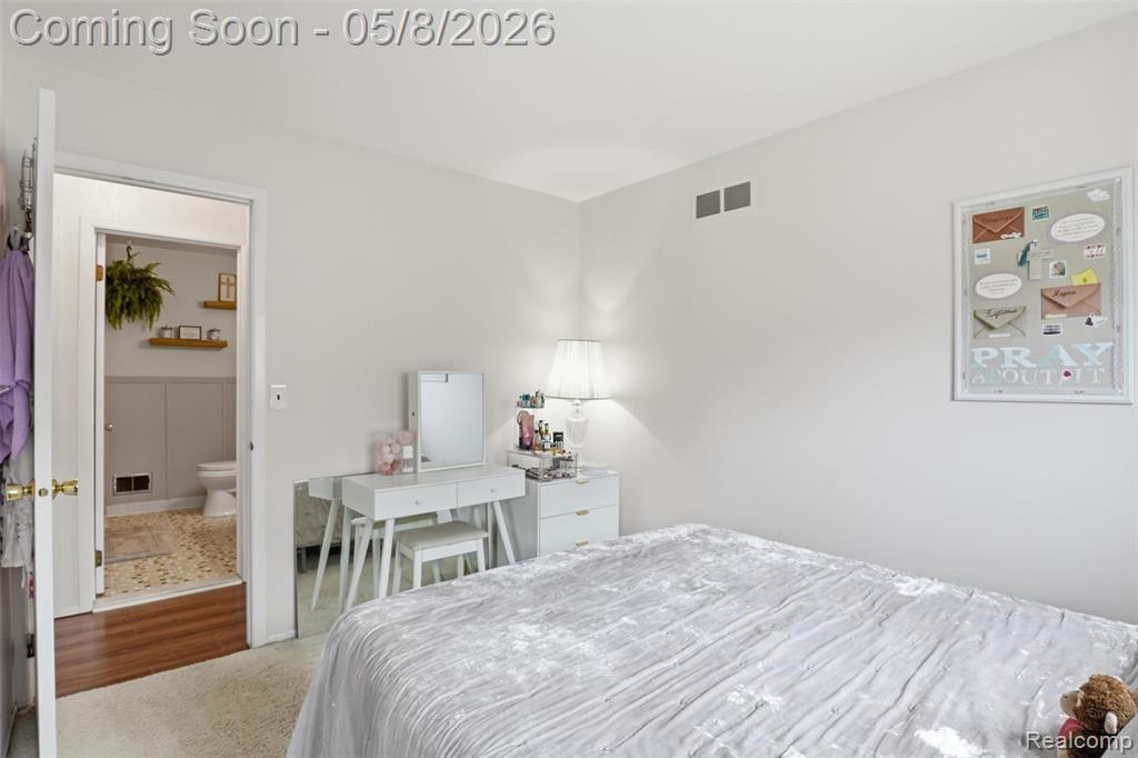 44088 Yorkshire Drive, Canton, MI 48187 — Photo 26