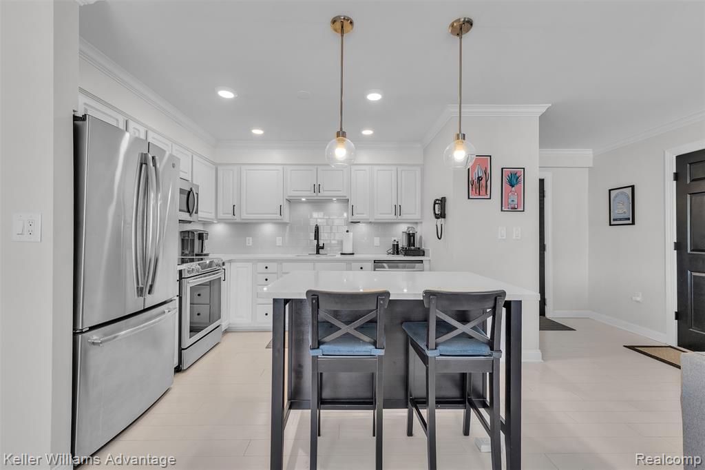 770 Deer Street, 303, Plymouth, MI 48170 — Photo 11