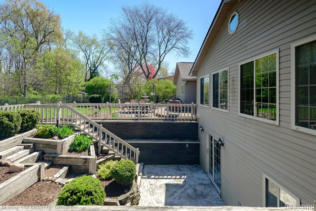 44119 HARMONY Lane, Van Buren, MI 48111 — Photo 56