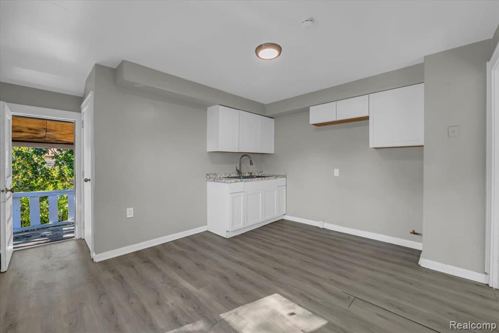 5511-5513 Somerset Avenue, Detroit, MI 48224 — Photo 14
