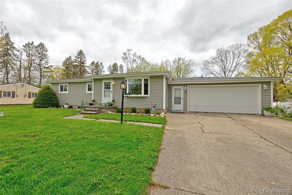 6437 Oriole Drive, Flint, MI 48506 — Photo 53