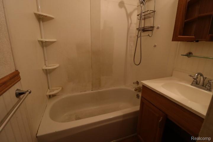 3143 Maywood Drive, Flint, MI 48504 — Photo 10