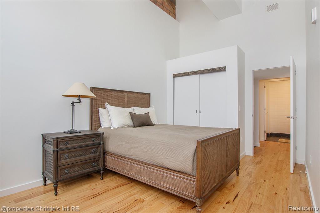 1454 TOWNSEND Street, 307, Detroit, MI 48214 — Photo 16