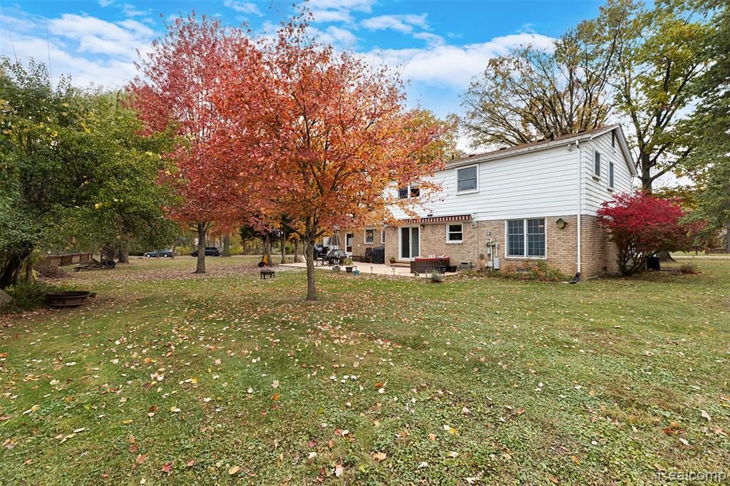 8855 Ferry Road, Grosse Ile, MI 48138 — Photo 23