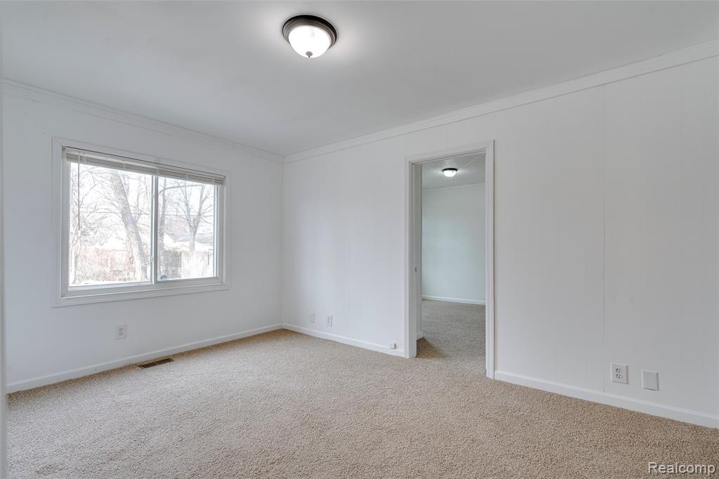 5645 N LINVILLE Street, Westland, MI — Photo 25
