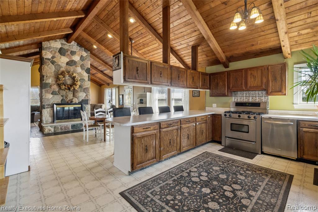75095 Mackey Road, Richmond, MI 48062 — Photo 2