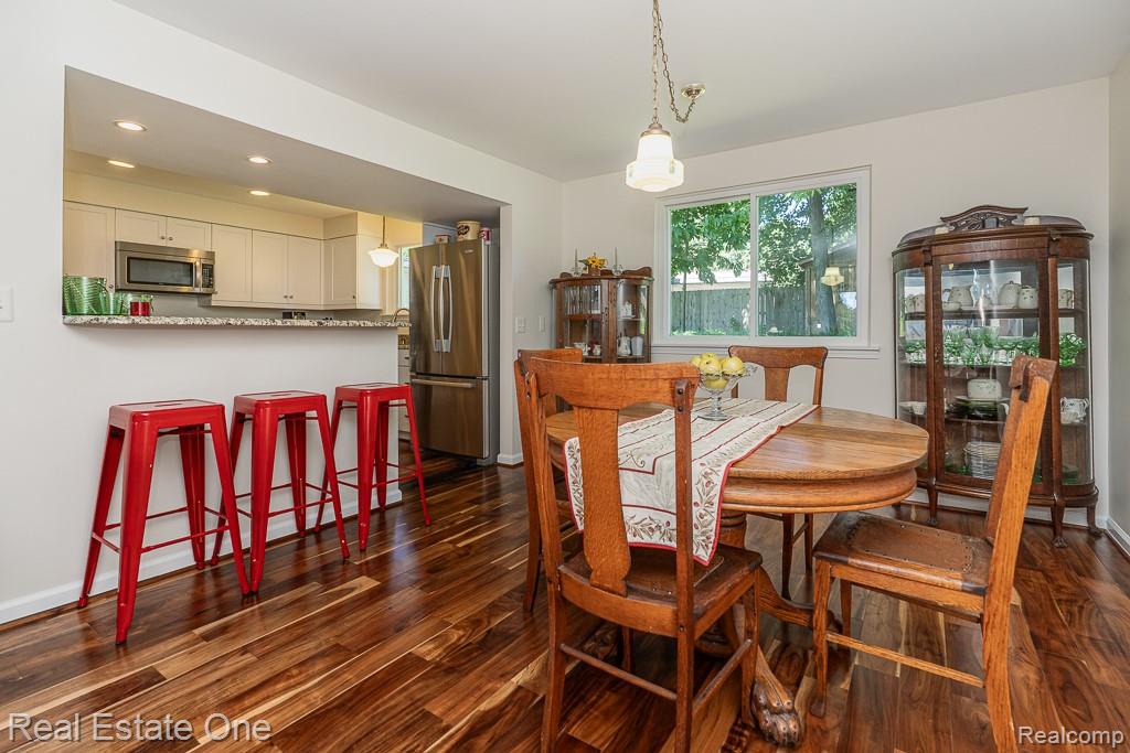 4644 Charest Avenue, Waterford, MI 48327 — Photo 18