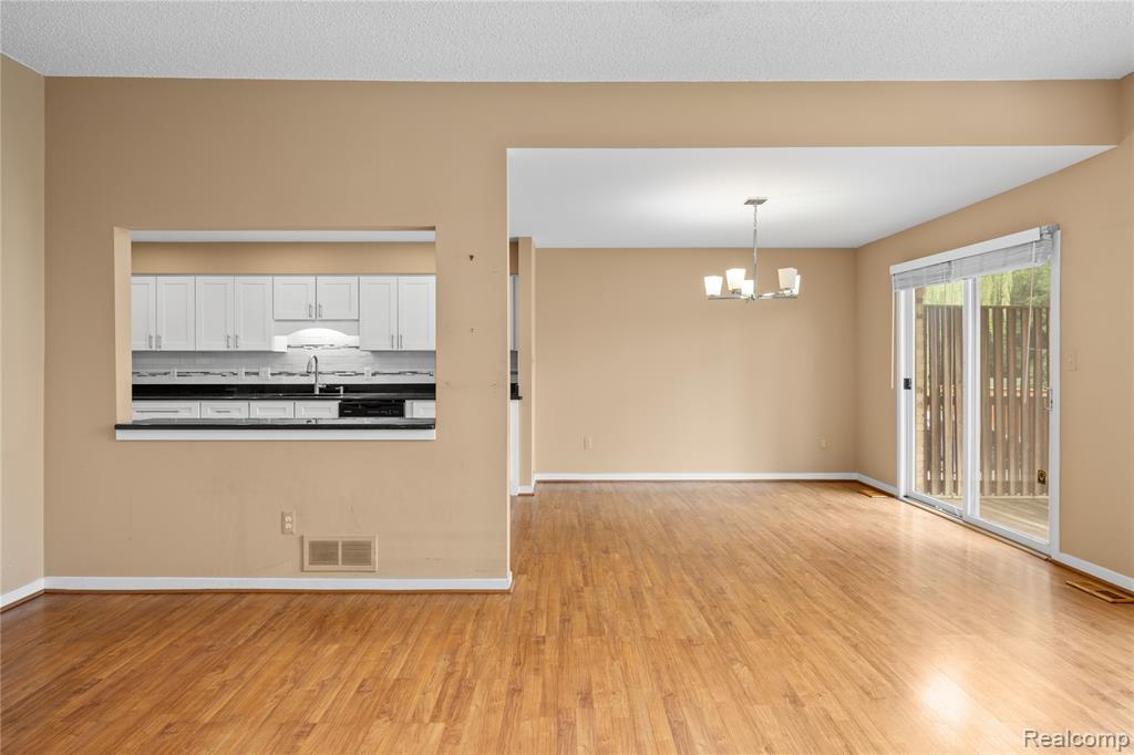 6607 Westbrooke Court, West Bloomfield, MI — Photo 9