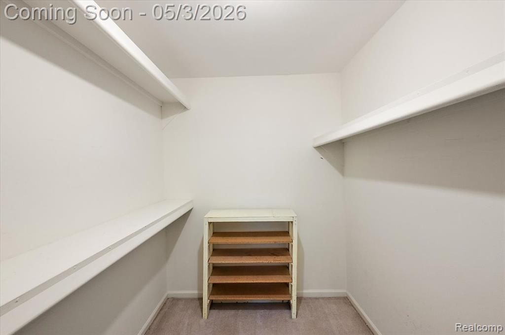 4821 School Bell Lane, Bloomfield Hills, MI 48301 — Photo 27