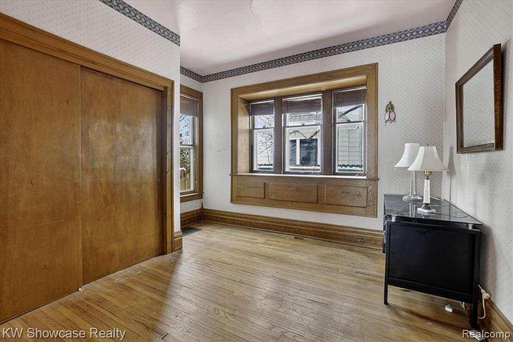 733 N Walnut Street, Lansing, MI 48906 — Photo 13