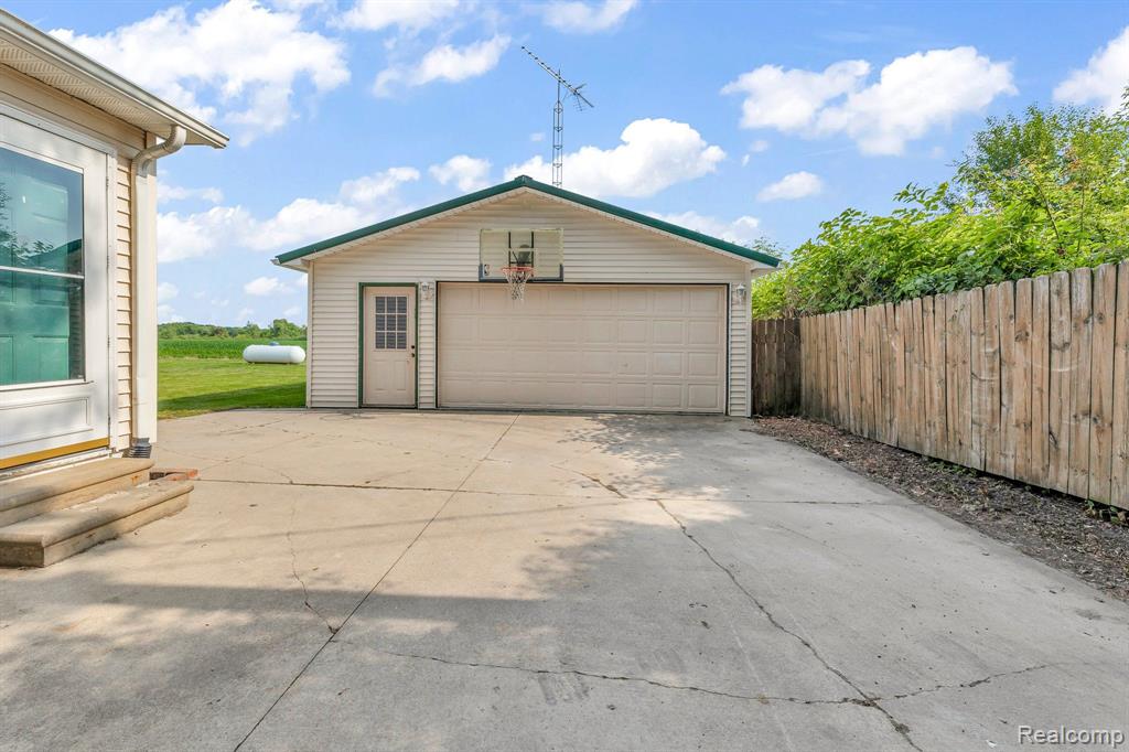 11545 SPEAKER Road, Brockway, MI 48097 — Photo 3