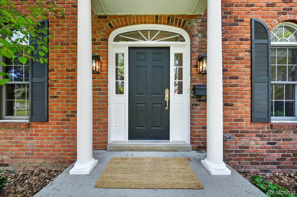 1112 Vernier Road, Grosse Pointe Woods, MI 48236 — Photo 5