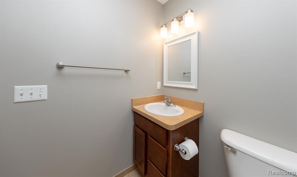 6600 TRILLIUM VILLAGE Lane, 23, Clarkston, MI — Photo 41