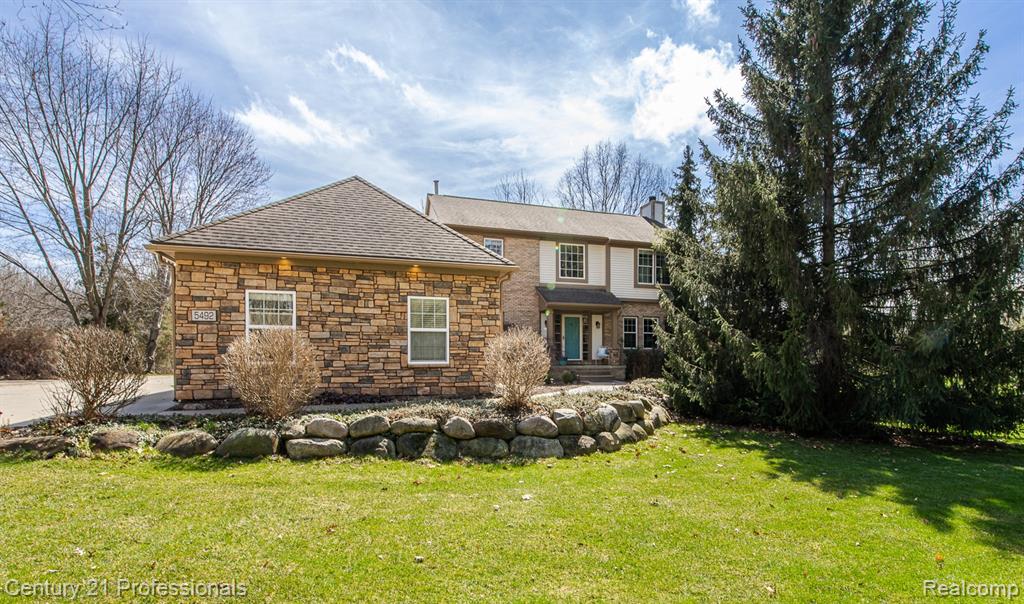 5492 E Alyssa Court, White Lake, MI 48383 — Photo 3