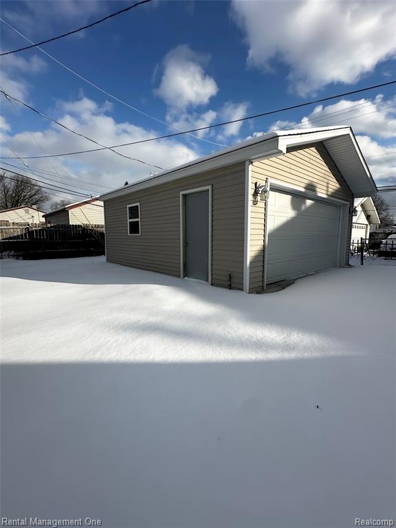 7286 Gilman Street, Westland, MI — Photo 3