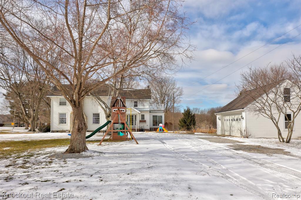 5383 Riverview Drive, Bridgeport, MI 48722 — Photo 60