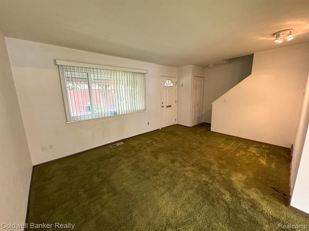 29028 MANCHESTER Street, Westland, MI — Photo 3